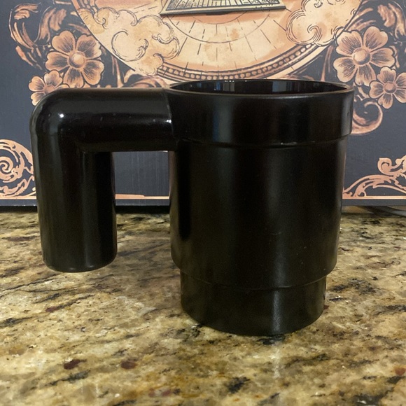 Hilarious and iconic LEGO cup!! - Picture 2 of 4